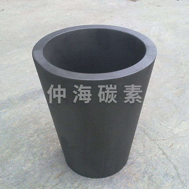 石墨坩埚